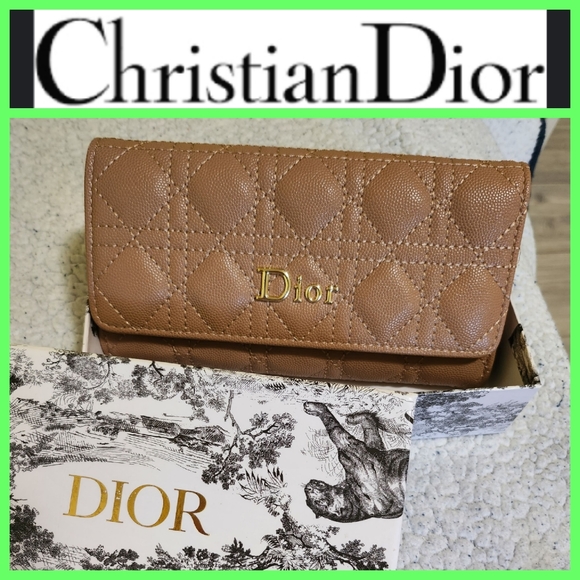Handbags - Dior Wallet